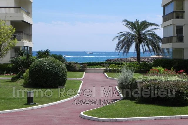Appartement Mandelieu-la-Napoule Bord de mer et port,   achat appartement  3 pièces   67&nbsp;m&sup2;